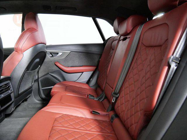 Used 2022 Audi SQ8 Prestige AWD/4WD image 16