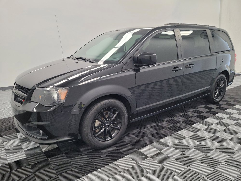 Used 2019 Dodge Grand Caravan GT FWD image 2