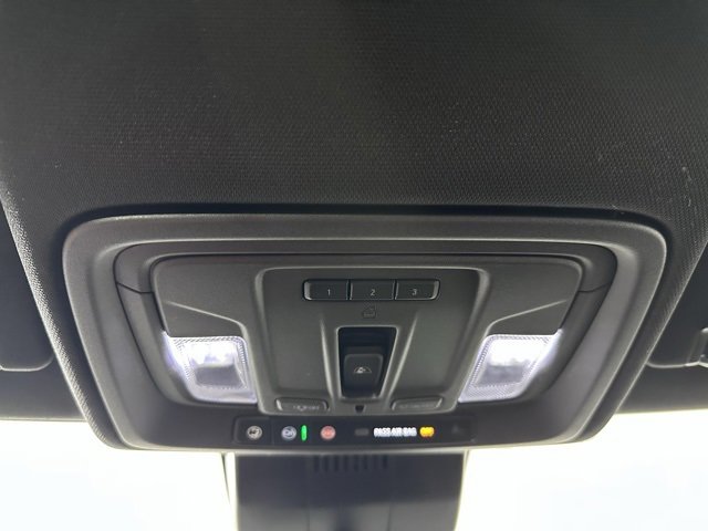 Used 2023 GMC Sierra 1500 AT4 w/ AT4 Premium Package image 31