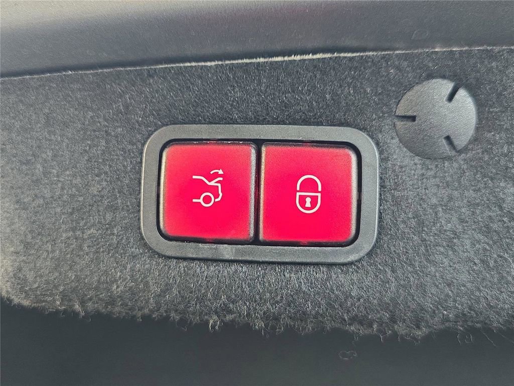 Used 2021 Mercedes-Benz C 300 Sedan image 27