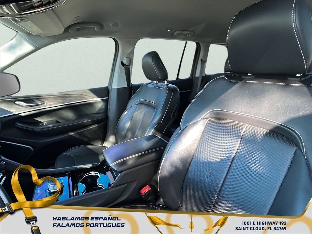 Used 2022 Jeep Grand Cherokee Limited w/ Luxury Tech Group II image 25