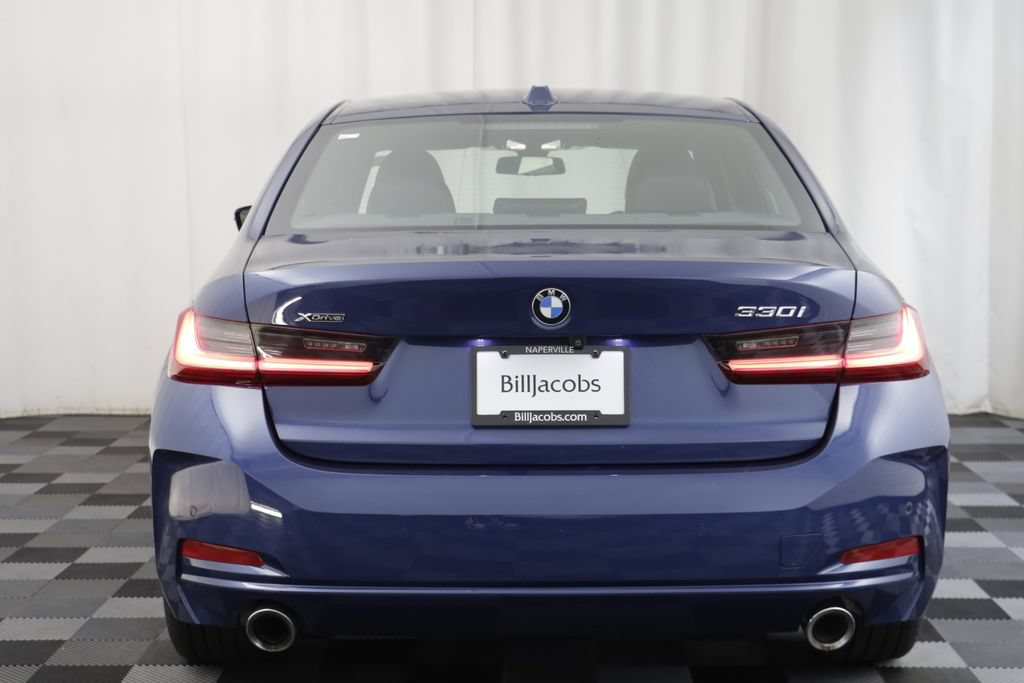 Used 2024 BMW 330i xDrive Sedan AWD/4WD image 15