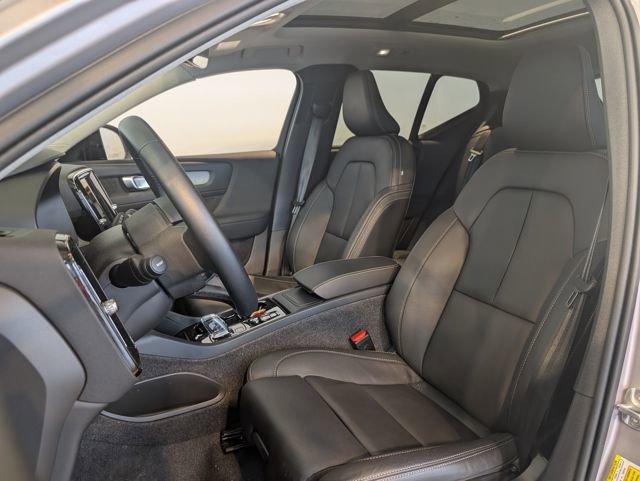 Used 2026 Volvo XC40 B5 Plus w/ Protection Package Premier image 10