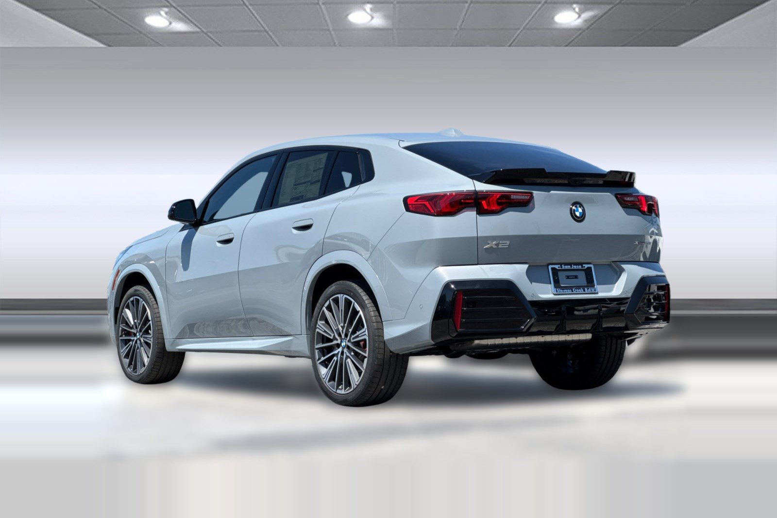 New 2026 BMW X2 xDrive28i w/ Technology Package AWD/4WD image 3