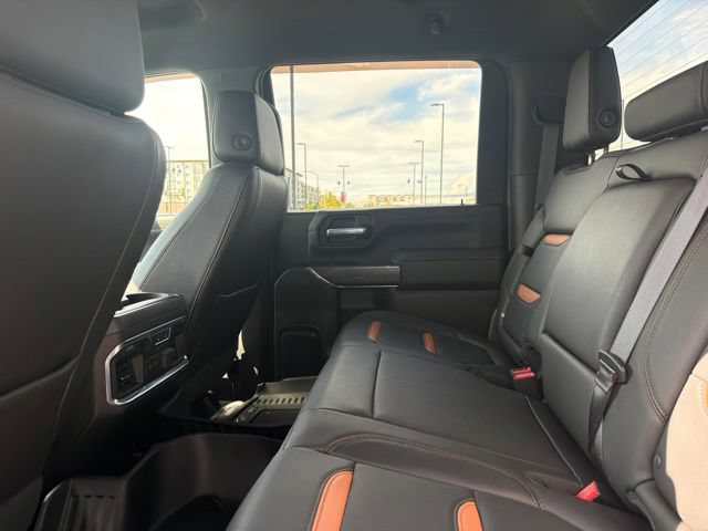 Used 2022 GMC Sierra 2500 AT4 w/ Gooseneck/5TH Wheel Package AWD/4WD image 18
