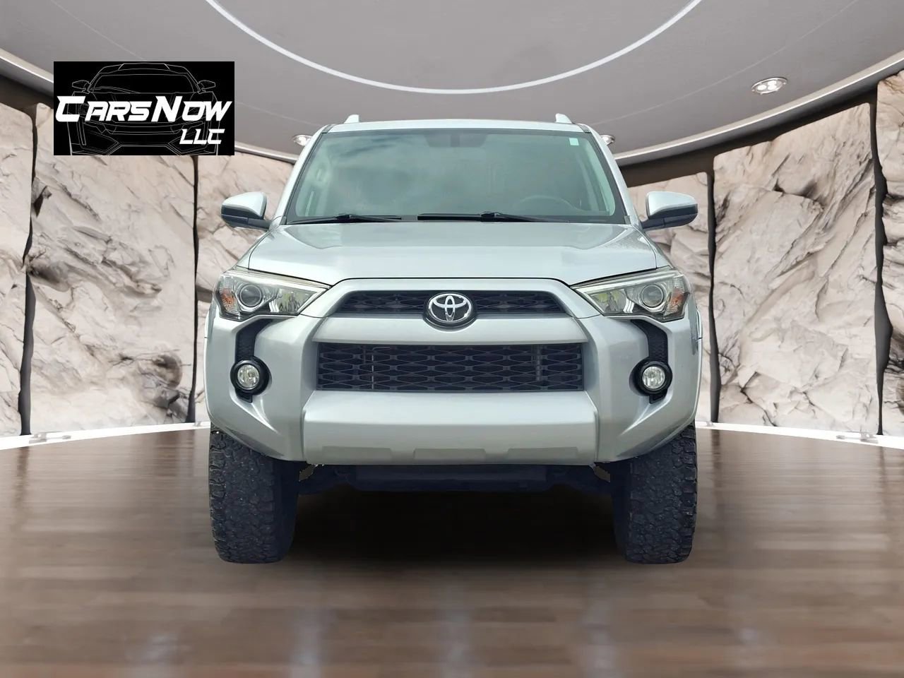 Used 2017 Toyota 4Runner SR5 image 2