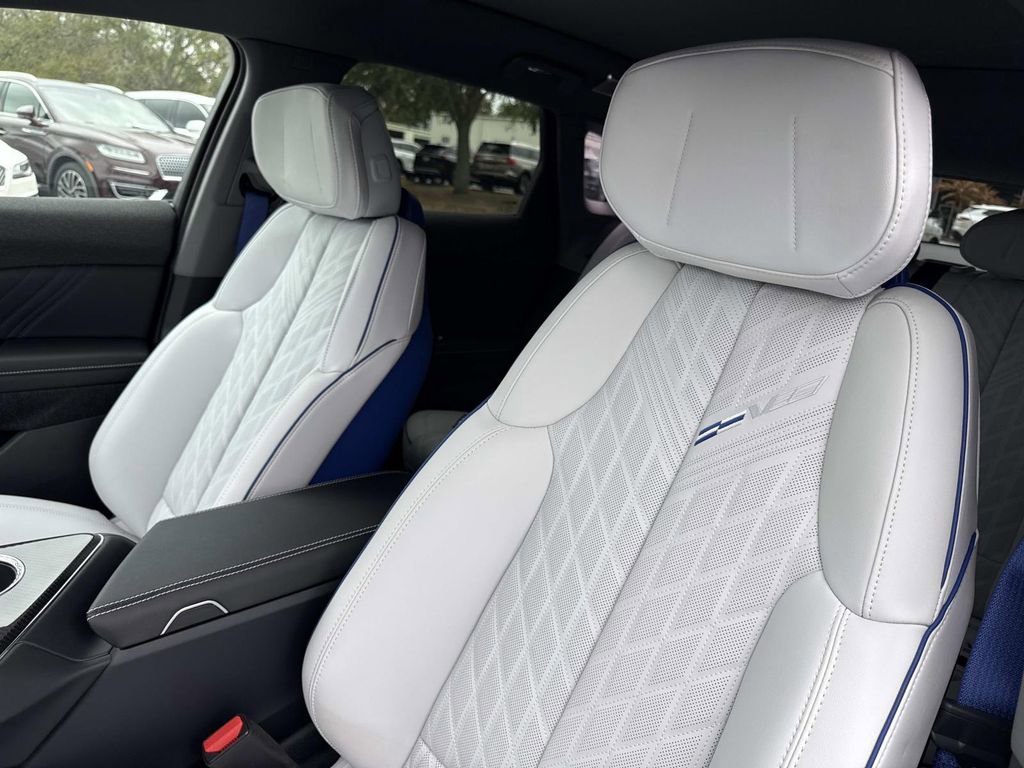 New 2026 Cadillac Optiq V image 21