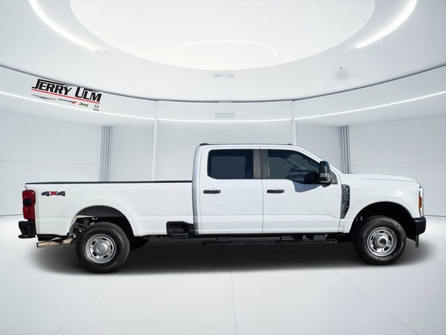 Used 2024 Ford F350 XL w/ 360-Degree Camera Package image 2