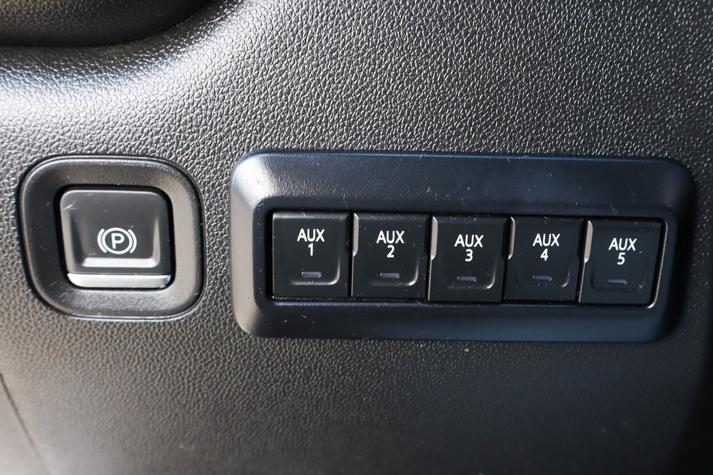 Used 2024 Chevrolet Silverado 2500 W/T w/ WT Convenience Package AWD/4WD image 20
