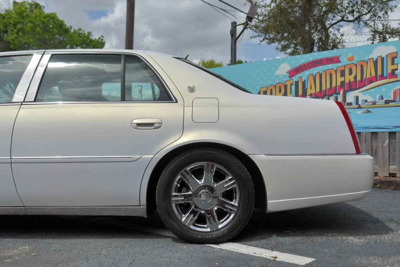 Used 2006 Cadillac DTS Performance FWD image 7