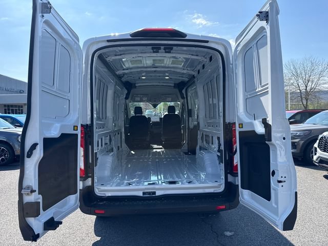 New 2026 Ford Transit 250 148 Medium Roof RWD image 25