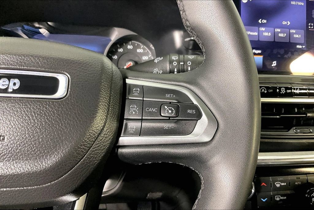 Used 2023 Jeep Compass Limited AWD/4WD image 26