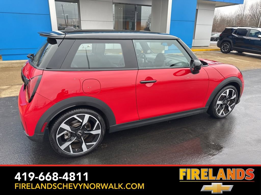 Used 2025 MINI Cooper S image 5