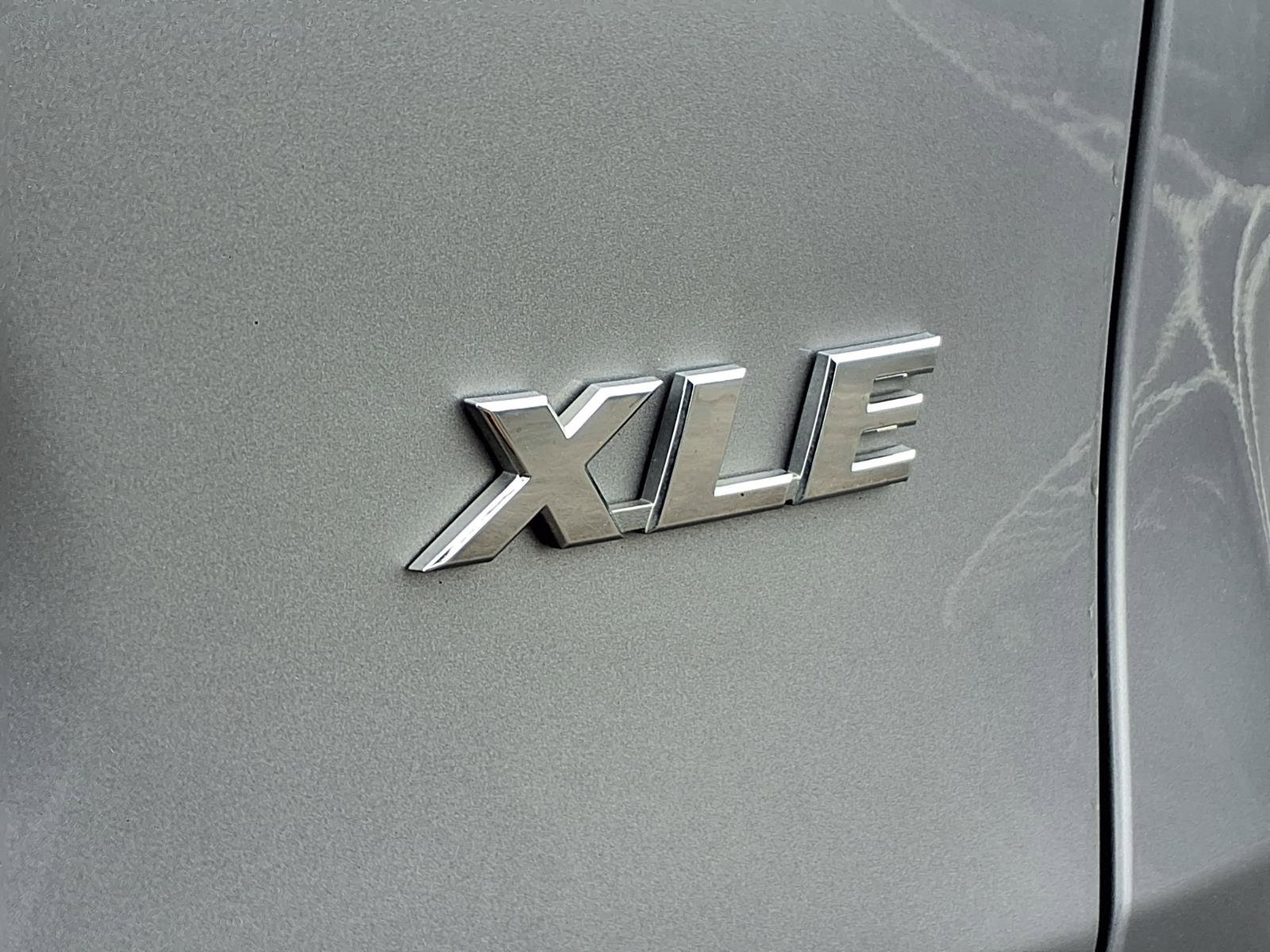 Certified 2025 Toyota RAV4 XLE FWD image 33