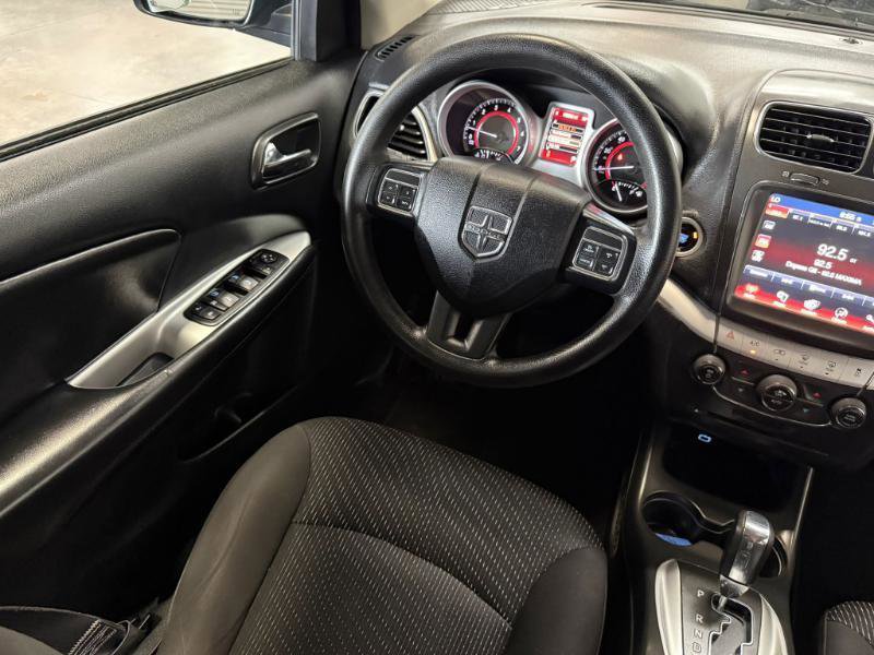Used 2018 Dodge Journey SXT image 16