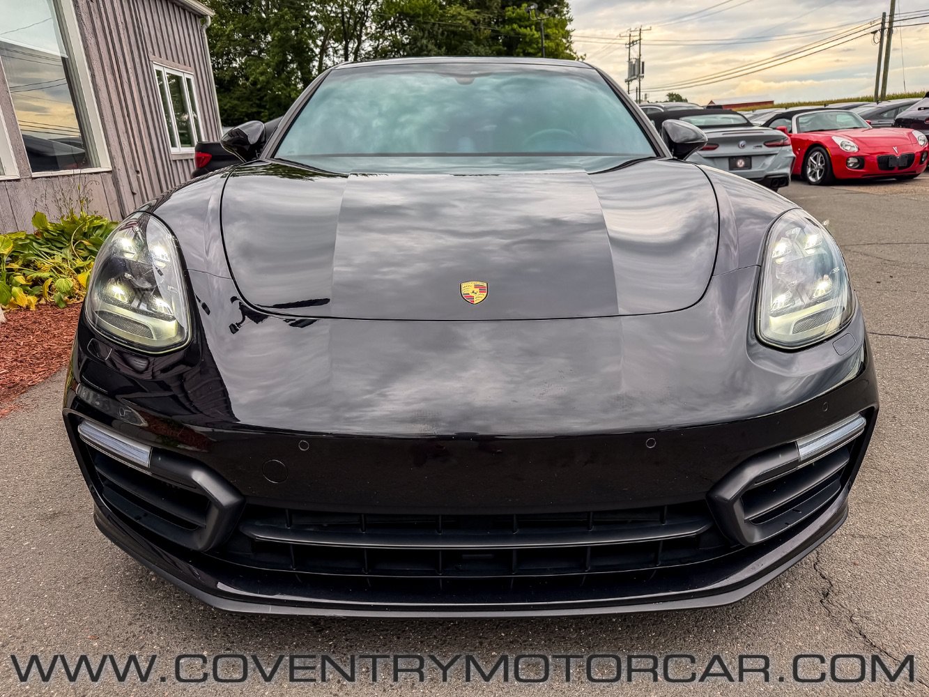 Used 2020 Porsche Panamera GTS AWD/4WD image 3