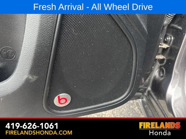 Used 2017 Chrysler 300 S w/ 300S Premium Group AWD/4WD image 16