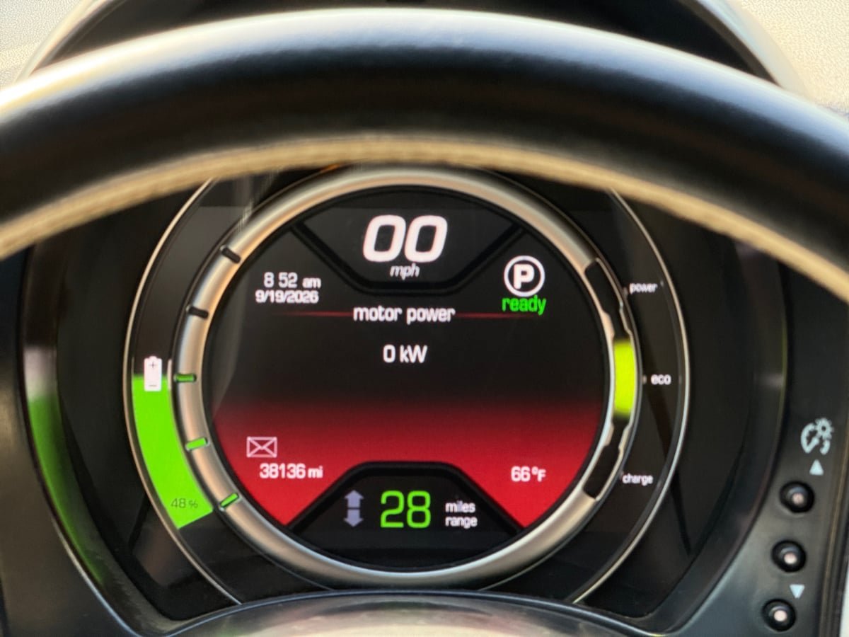 Used 2019 FIAT 500 e FWD image 11