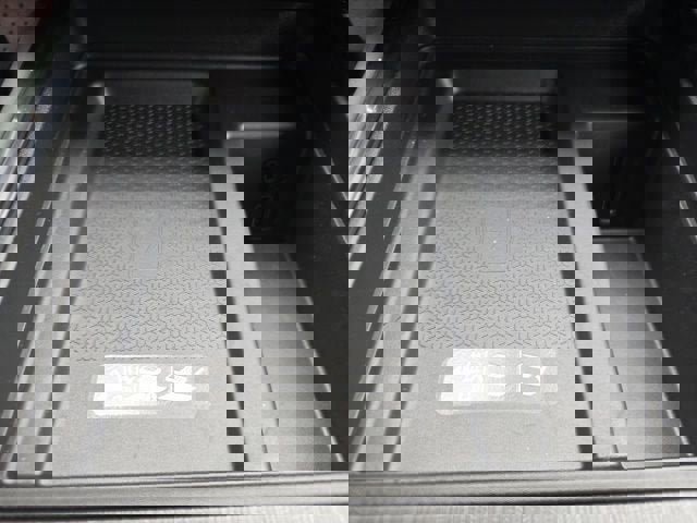 New 2026 GMC Acadia AT4 w/ LPO, Floor Liner Package image 18