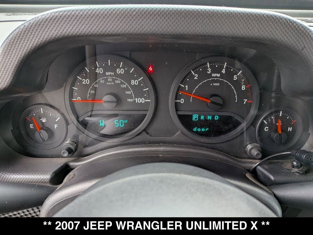Used 2007 Jeep Wrangler Unlimited X w/ Dual Top Group AWD/4WD image 17