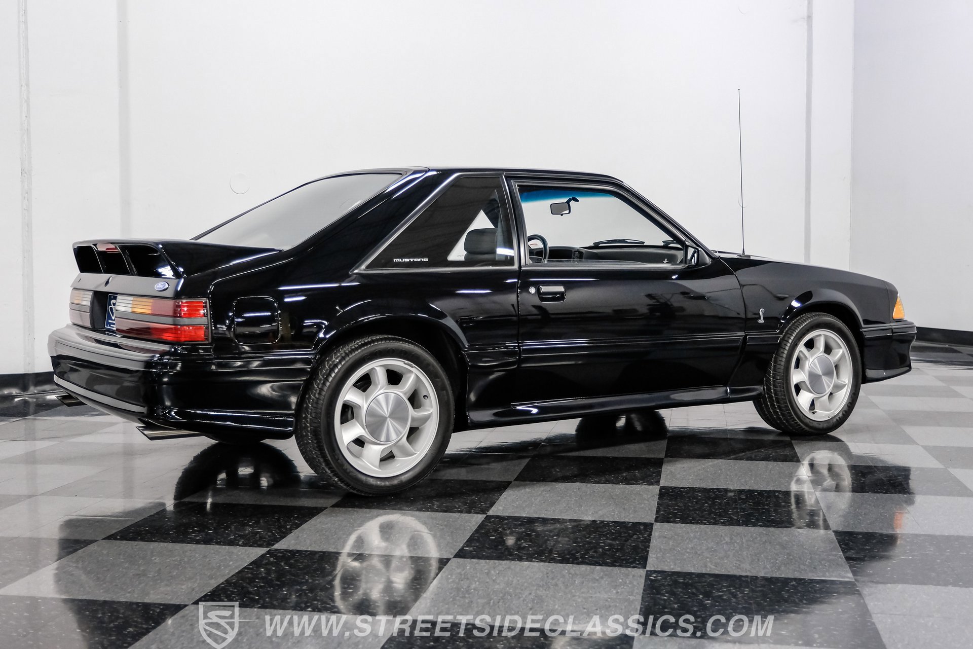 Used 1993 Ford Mustang Cobra image 12