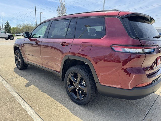 New 2025 Jeep Grand Cherokee L Altitude image 5