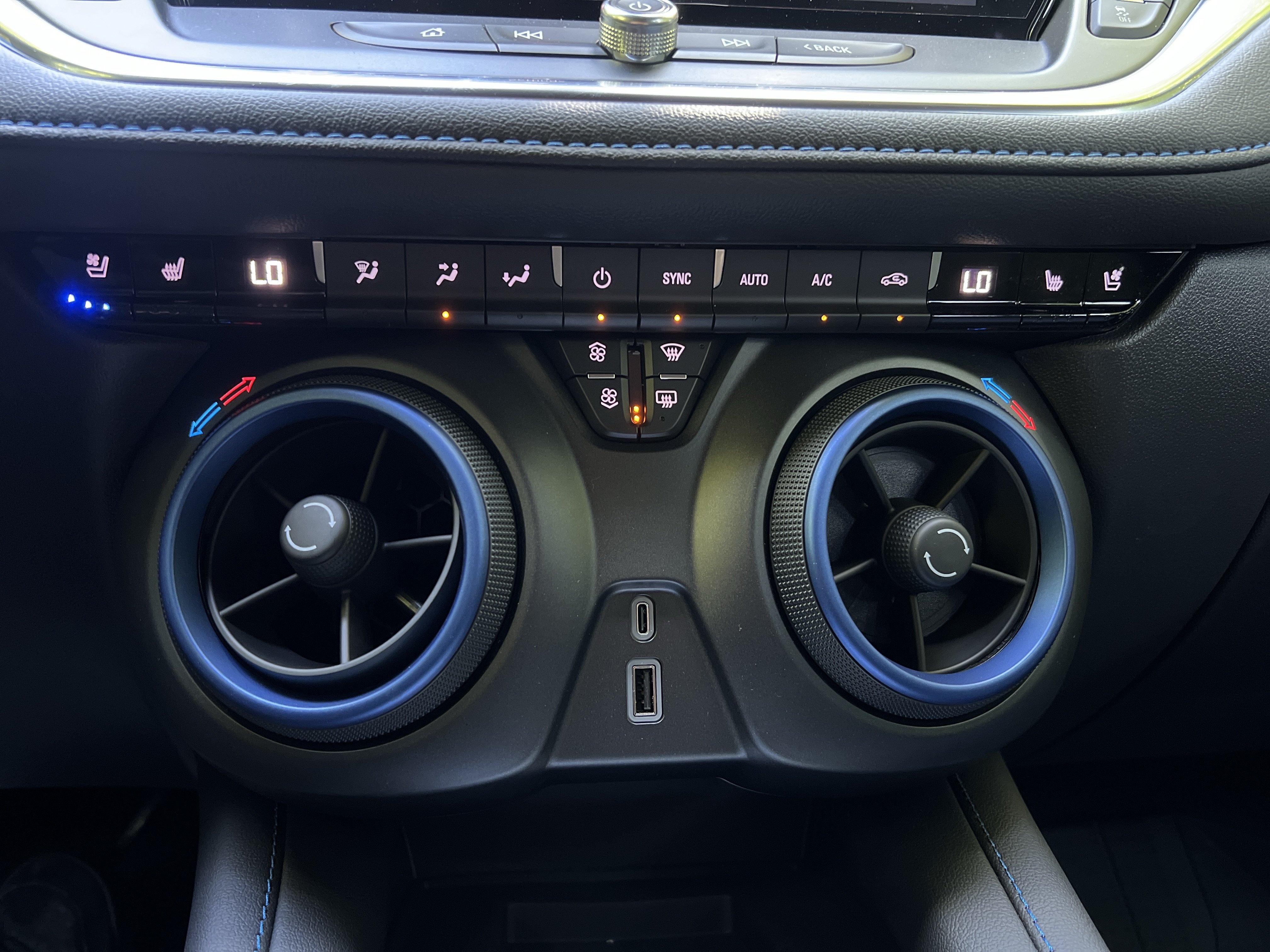New 2026 Chevrolet Blazer RS w/ Driver Confidence II Package FWD image 28