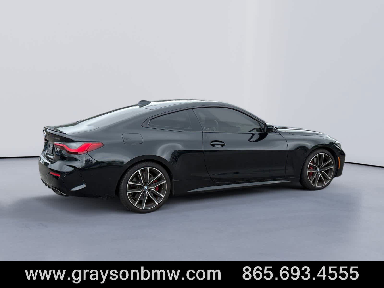 Used 2023 BMW M440i Coupe w/ Parking Assistance Package RWD image 3
