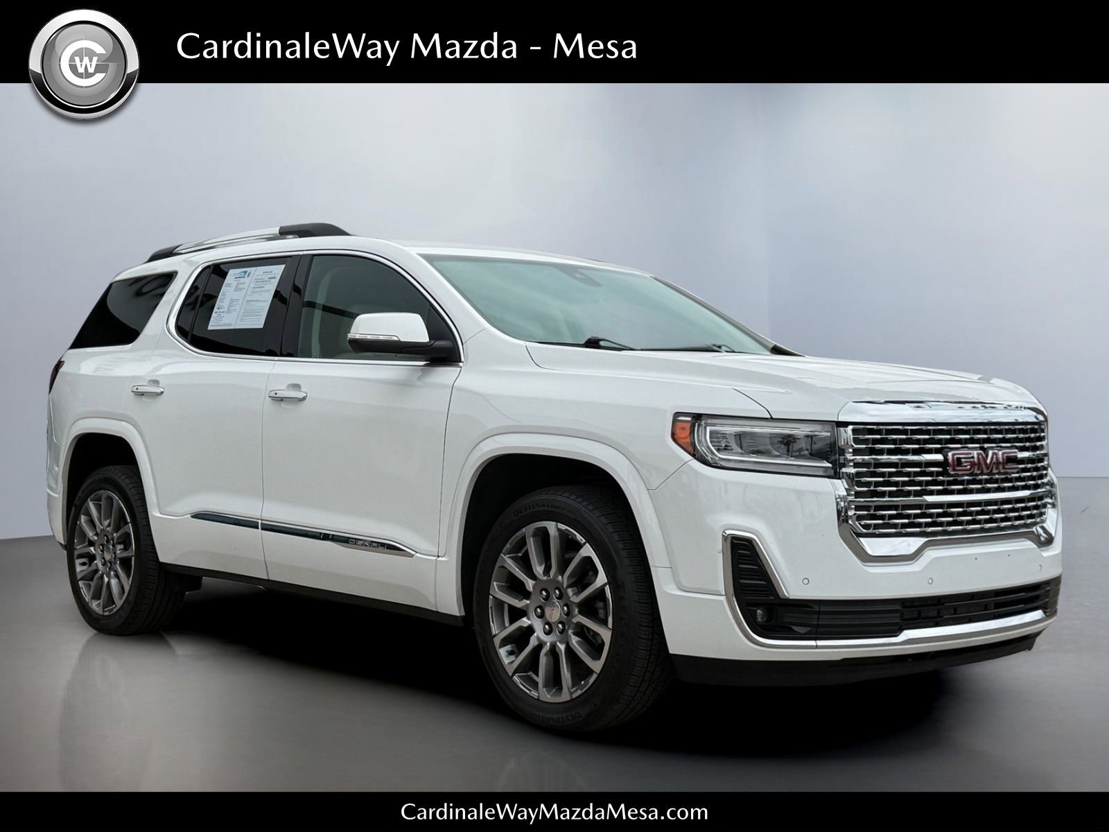 Used 2023 GMC Acadia Denali AWD/4WD image 1