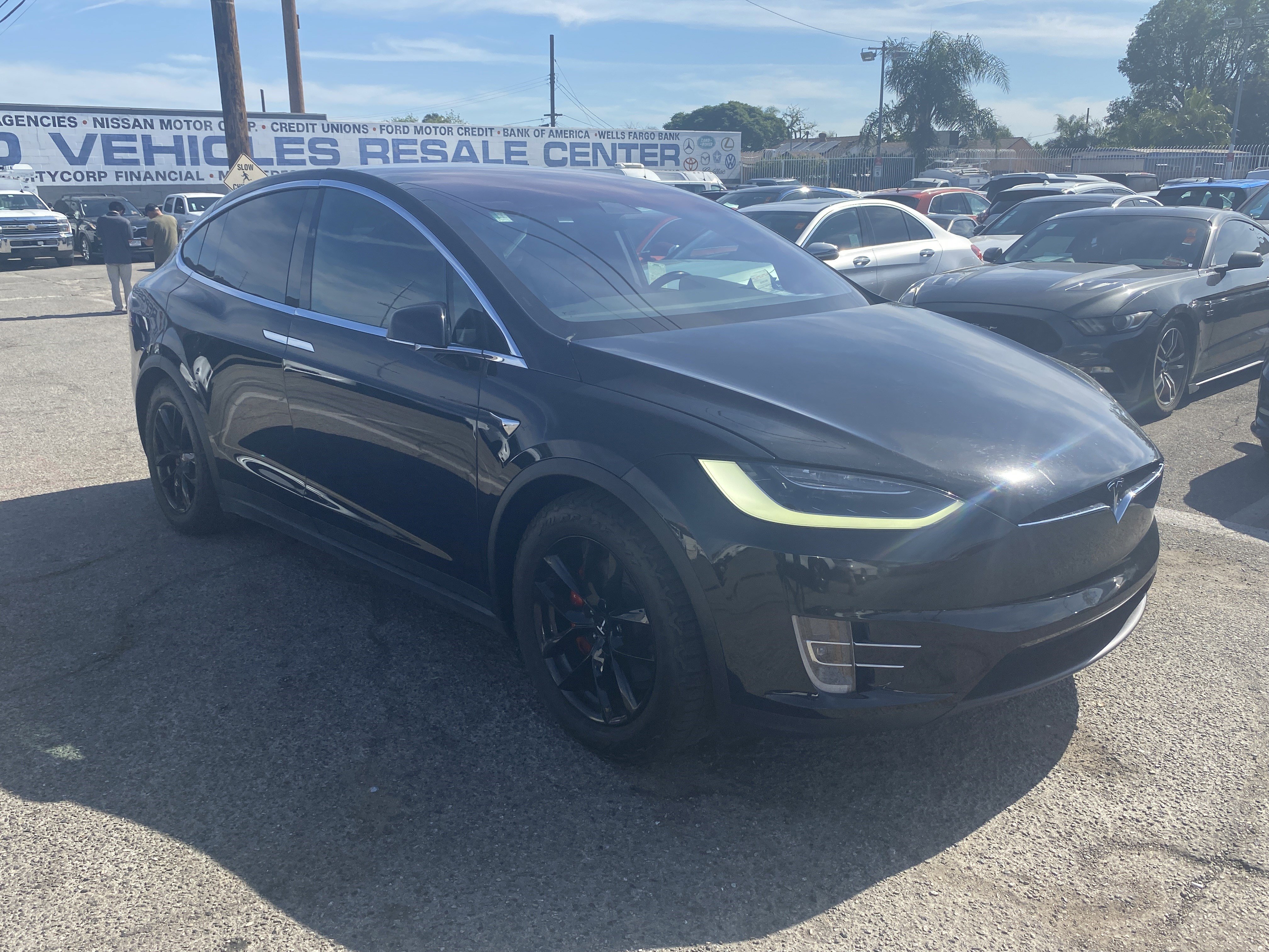 Used 2018 Tesla Model X P100D image 7