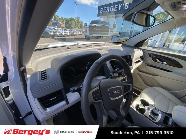 Certified 2020 GMC Terrain Denali w/ Denali Premium Package AWD/4WD image 12
