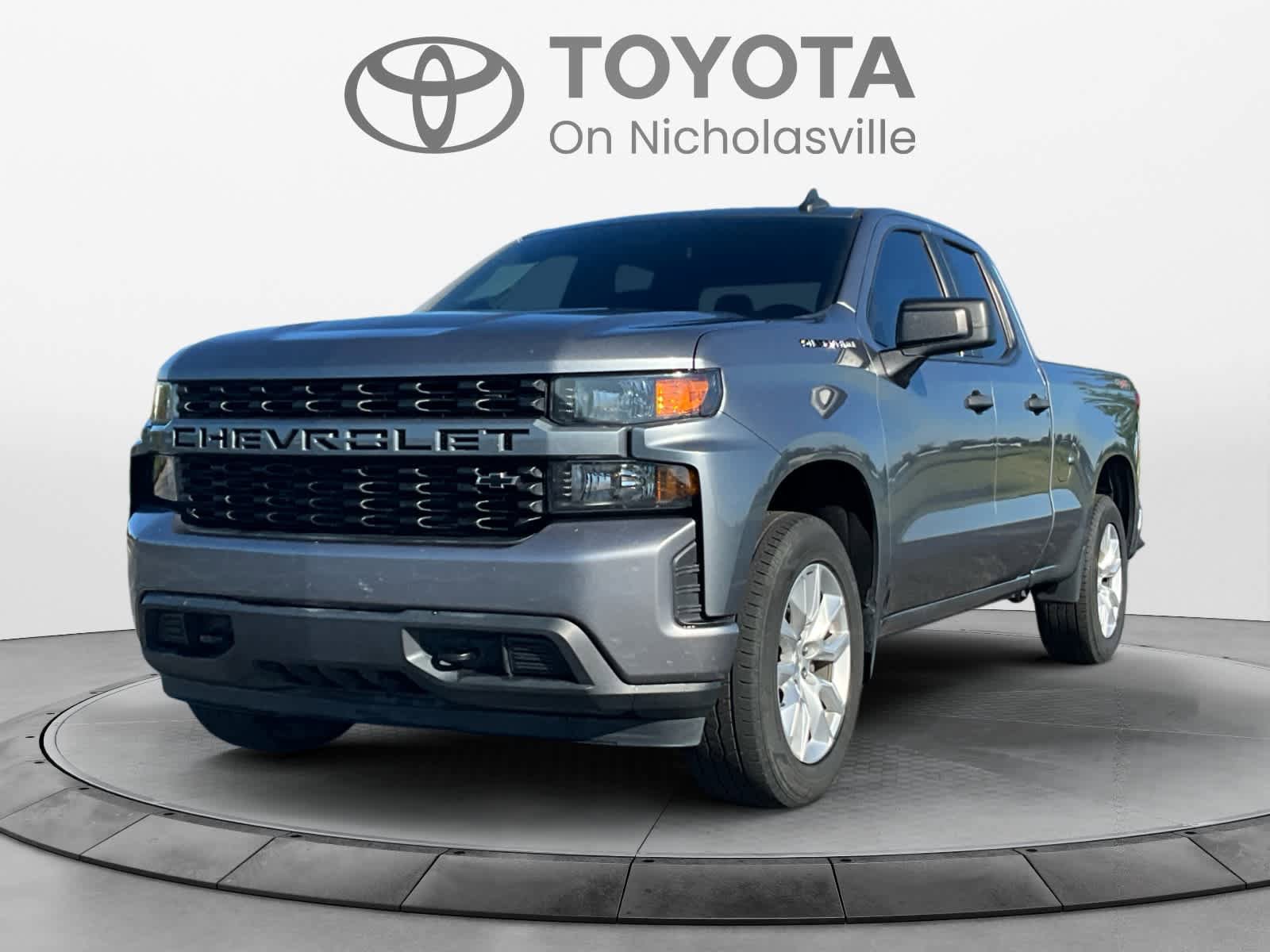 Used 2021 Chevrolet Silverado 1500 Custom w/ LPO, Dark Essentials Package AWD/4WD image 1