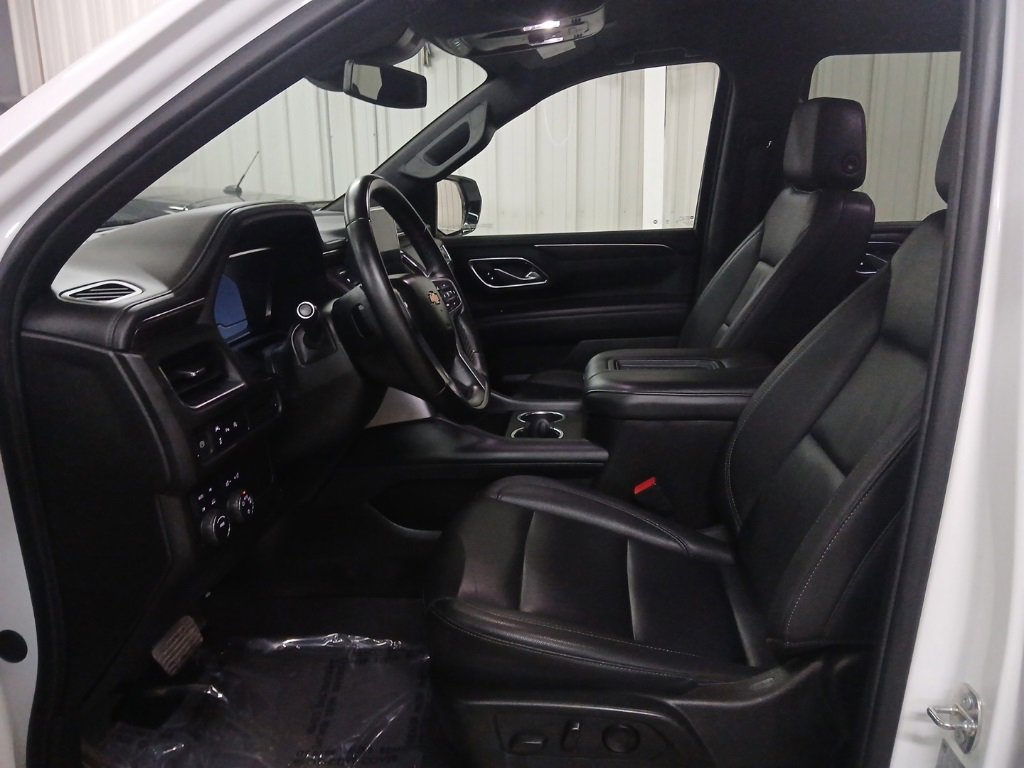 Used 2024 Chevrolet Suburban LT image 20