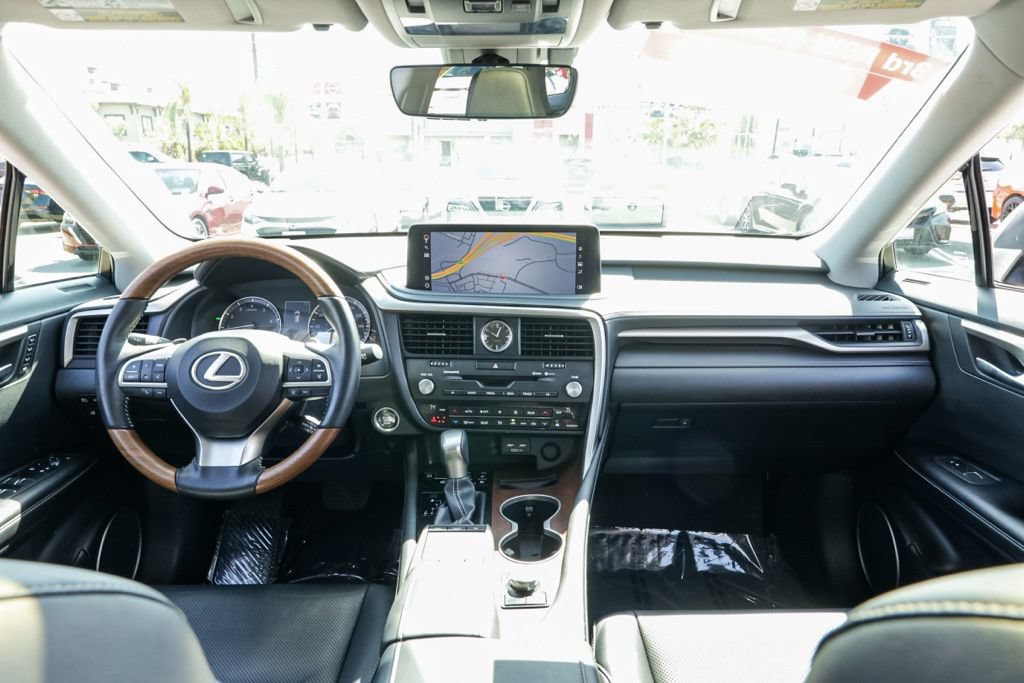 Used 2020 Lexus RX 350L FWD w/ Premium Package image 28