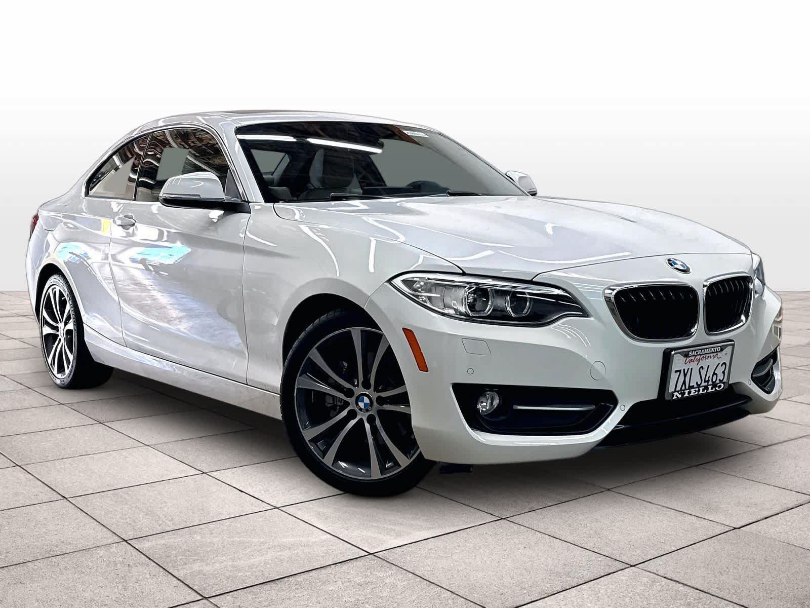 Used 2017 BMW 230i Coupe RWD image 2