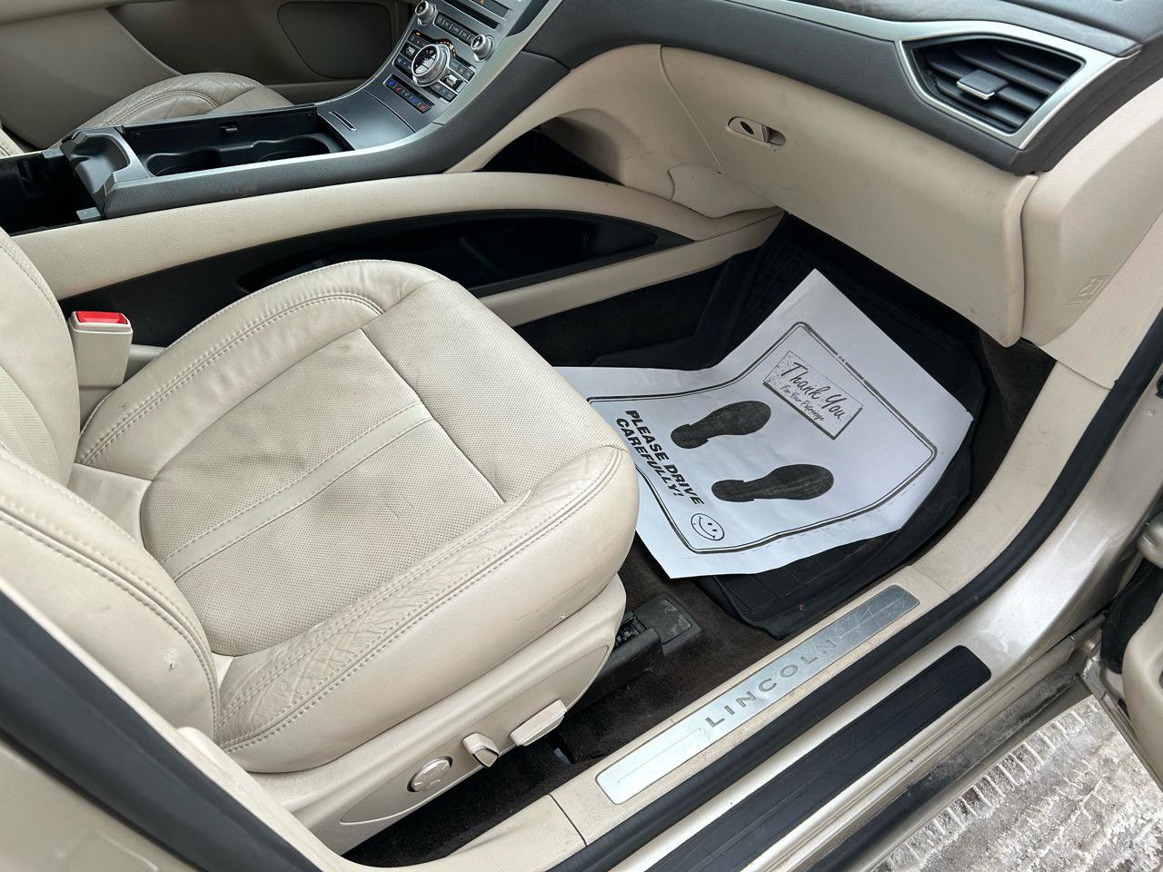 Used 2017 Lincoln MKZ Reserve w/ Climate Package image 12