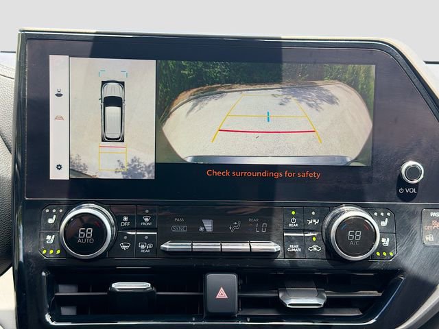 Used 2023 Toyota Highlander Limited AWD/4WD image 35