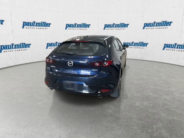 Used 2019 MAZDA MAZDA3 Hatchback w/ Preferred Package FWD image 9