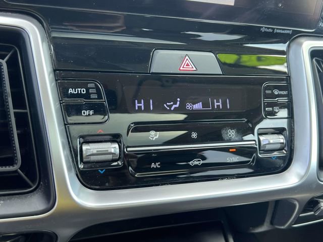 Used 2022 Kia Sorento S w/ Panoramic Sunroof Package AWD/4WD image 32