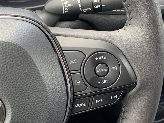 Used 2025 Toyota RAV4 XLE image 29