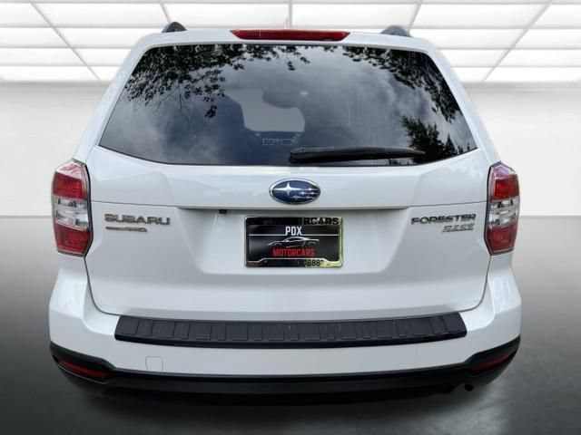 Used 2016 Subaru Forester 2.5i Premium w/ All-Weather Package AWD/4WD image 4