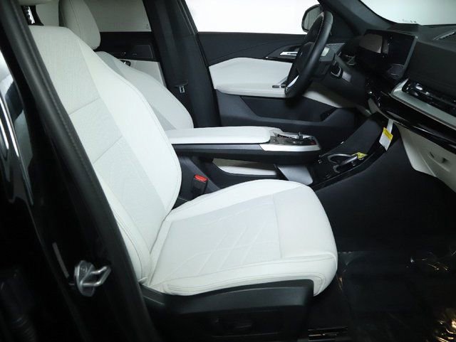 Used 2026 BMW X1 xDrive28i image 39