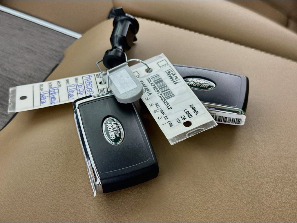 New 2026 Land Rover Range Rover SE AWD/4WD image 17