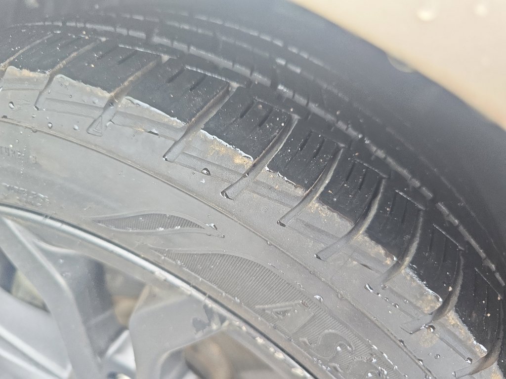 Used 2018 Ford Fusion SE image 28