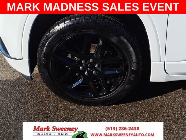 Used 2020 Chevrolet Traverse Premier w/ LPO, Midnight Edition image 4