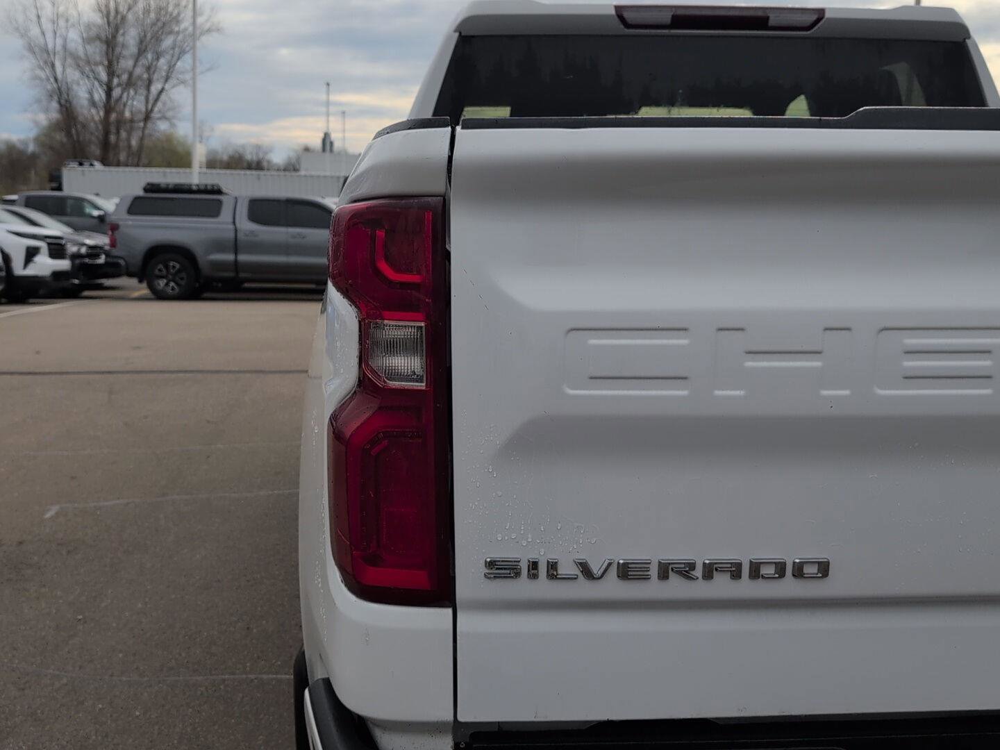 Used 2019 Chevrolet Silverado 1500 Custom w/ Custom Convenience Package image 6