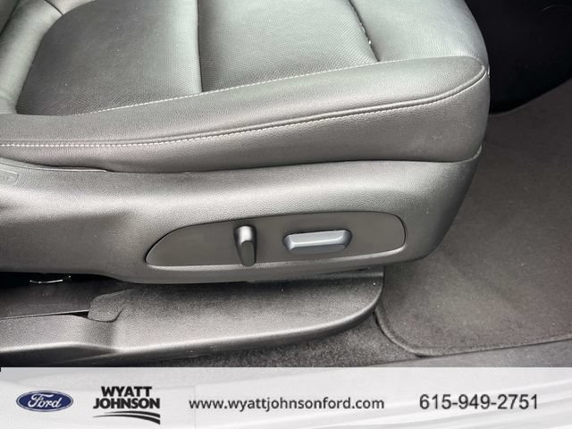 Used 2024 Chevrolet Blazer LT FWD image 25