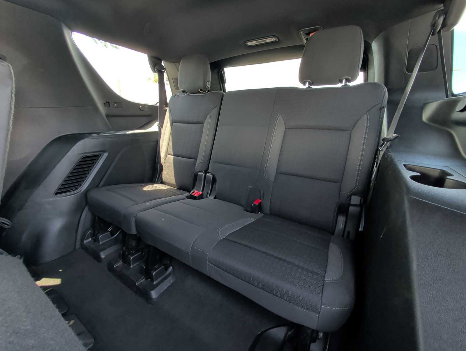 Used 2022 Chevrolet Tahoe LS RWD image 24