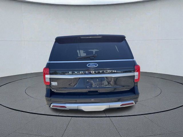 Used 2024 Ford Expedition XLT image 6