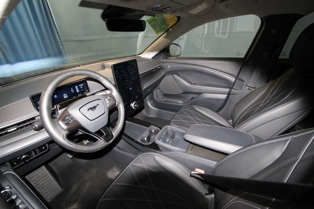 Used 2025 Ford Mustang Mach-E Select w/ Comfort Package Lite AWD/4WD image 2